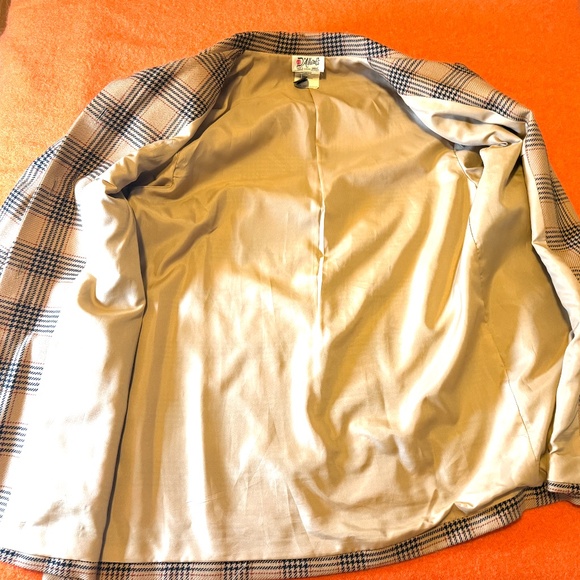 Vintage D’Allaird’s Pure Wool Prince of Wales plaid blazer made in Canada EUC - Picture 11 of 12